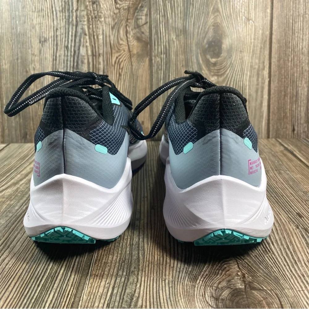 Nike Winflo 7 Run Shield Women's Size 9.5 Black, Gray, Green Running Shoes - Picture 12 of 16